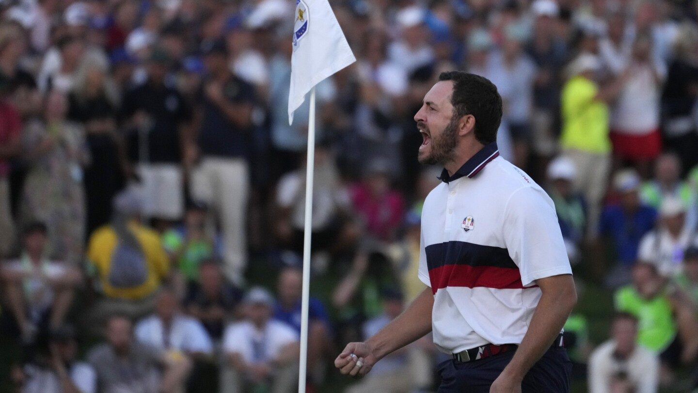 Patrick Cantlay: un putter decisivo en la Ryder Cup y foco de controversia – imagen editorial de golf