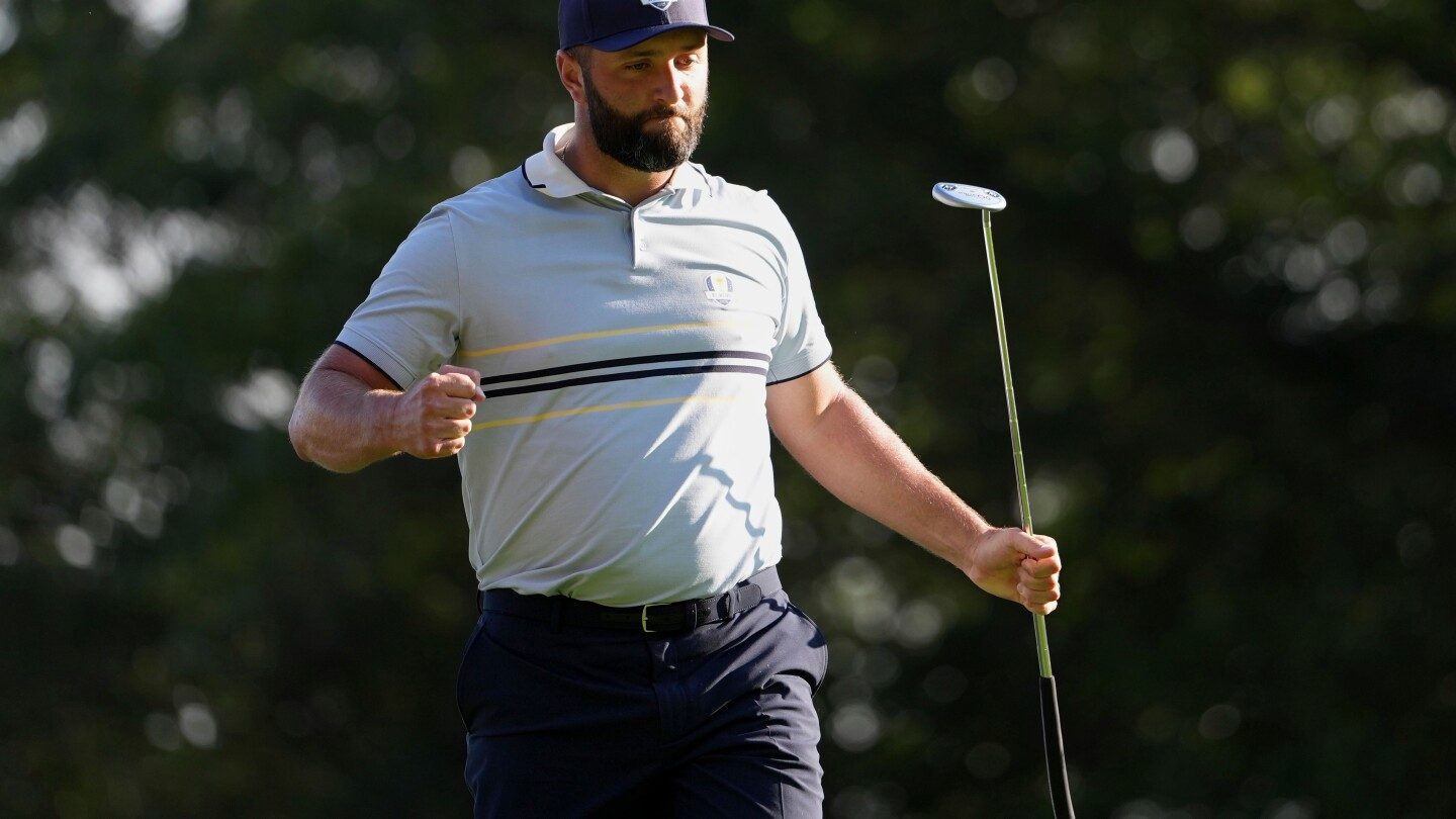 Jon Rahm y su equipo brillan en el primer día de la Ryder Cup – imagen editorial de golf
