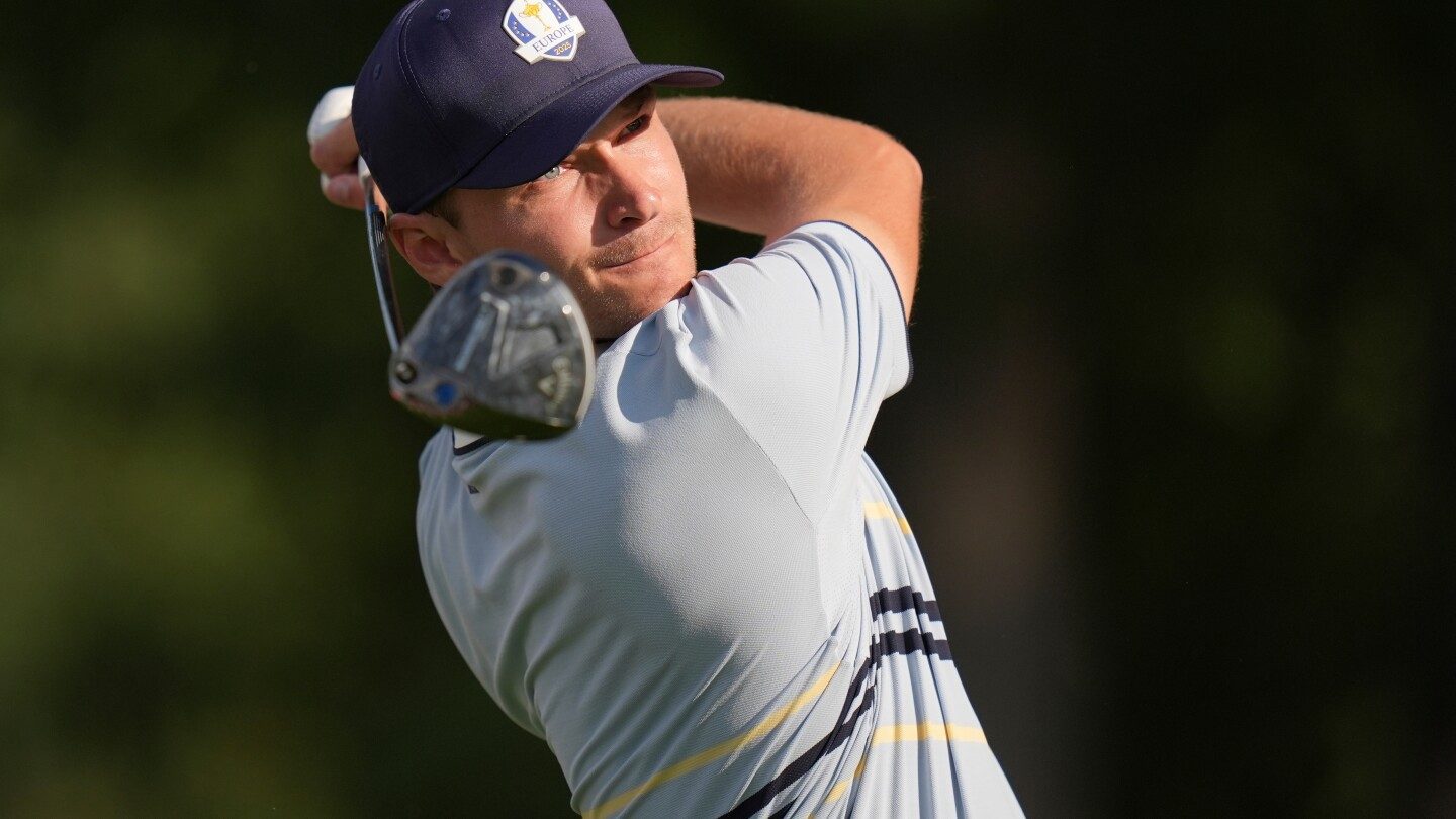 Ryder y Walker empatan en la cima en Mississippi – imagen editorial de golf
