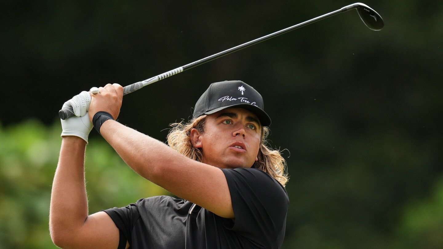 Garrick Higgo iguala récord de campo y lidera en México – imagen editorial de golf