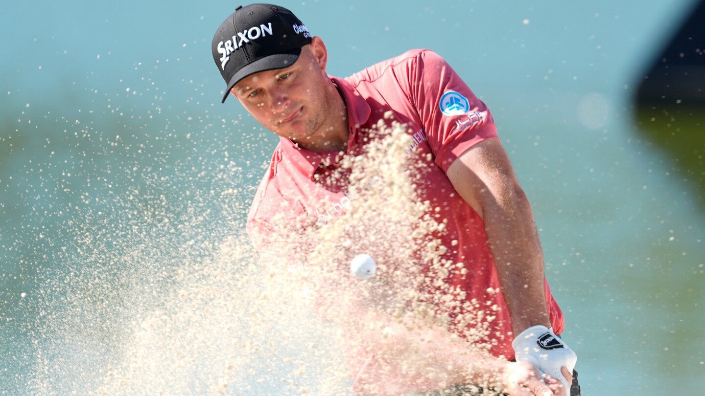 Sepp Straka toma la delantera en las Bahamas superando a Scottie Scheffler – imagen editorial de golf